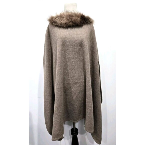 Look By M New York Women's Scarf Poncho Knit Ivory Faux Fur Scarf‎ One Size - Picture 1 of 9